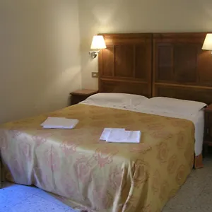 Maison De Marta Rom